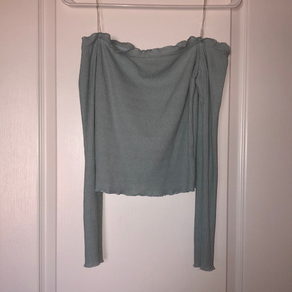 Shoulder long sleeve blue ribbed top